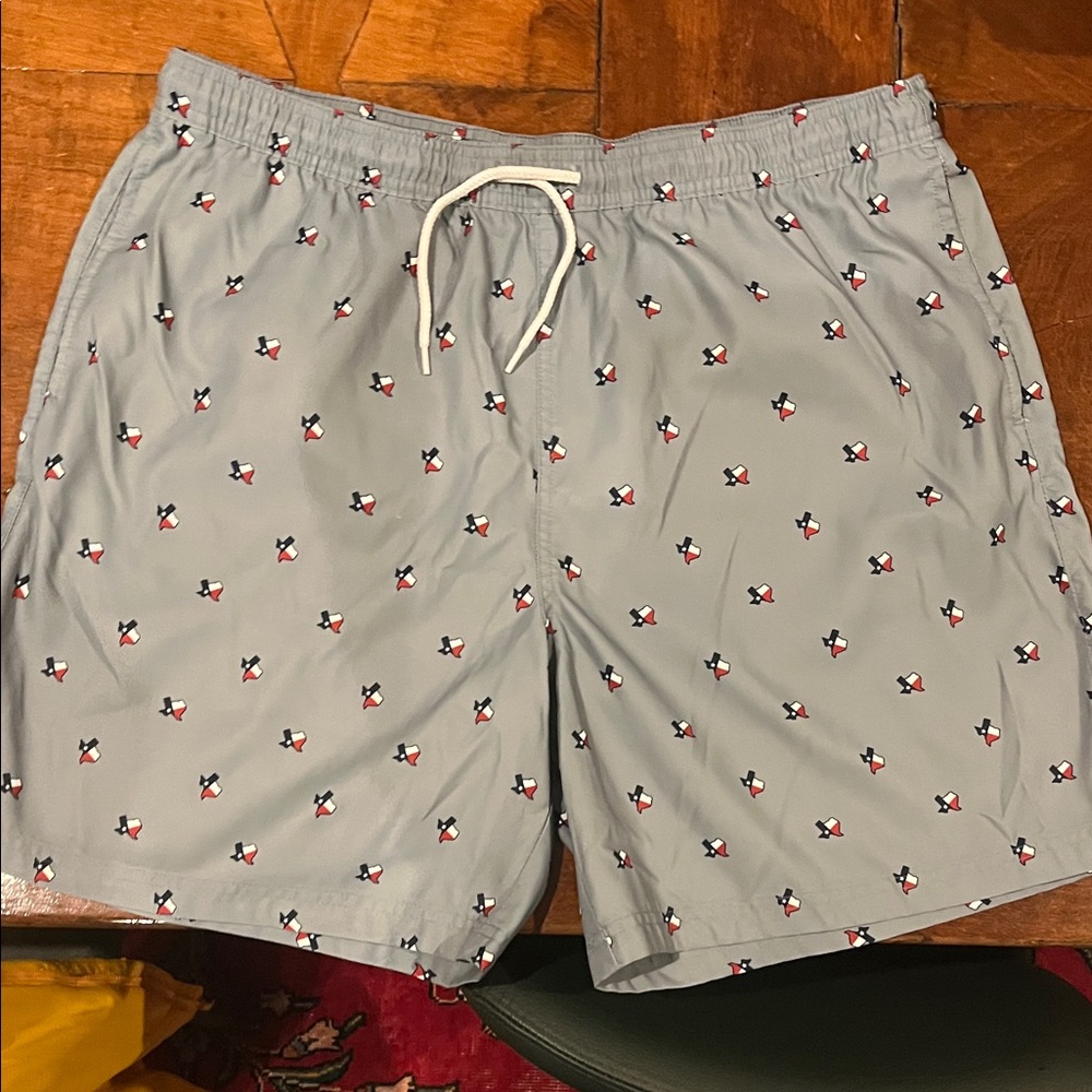 Magellan Outdoors Gray Swim Trunks with Nautical Pattern
